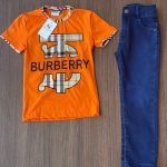Tshirt BURBERRY with blue jeans