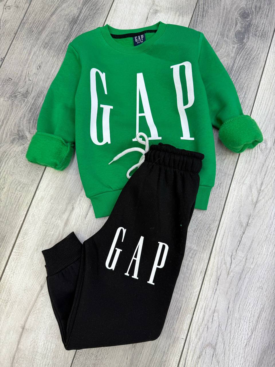 eecc93e1-e457-41de-983e-d8cad281bb6c